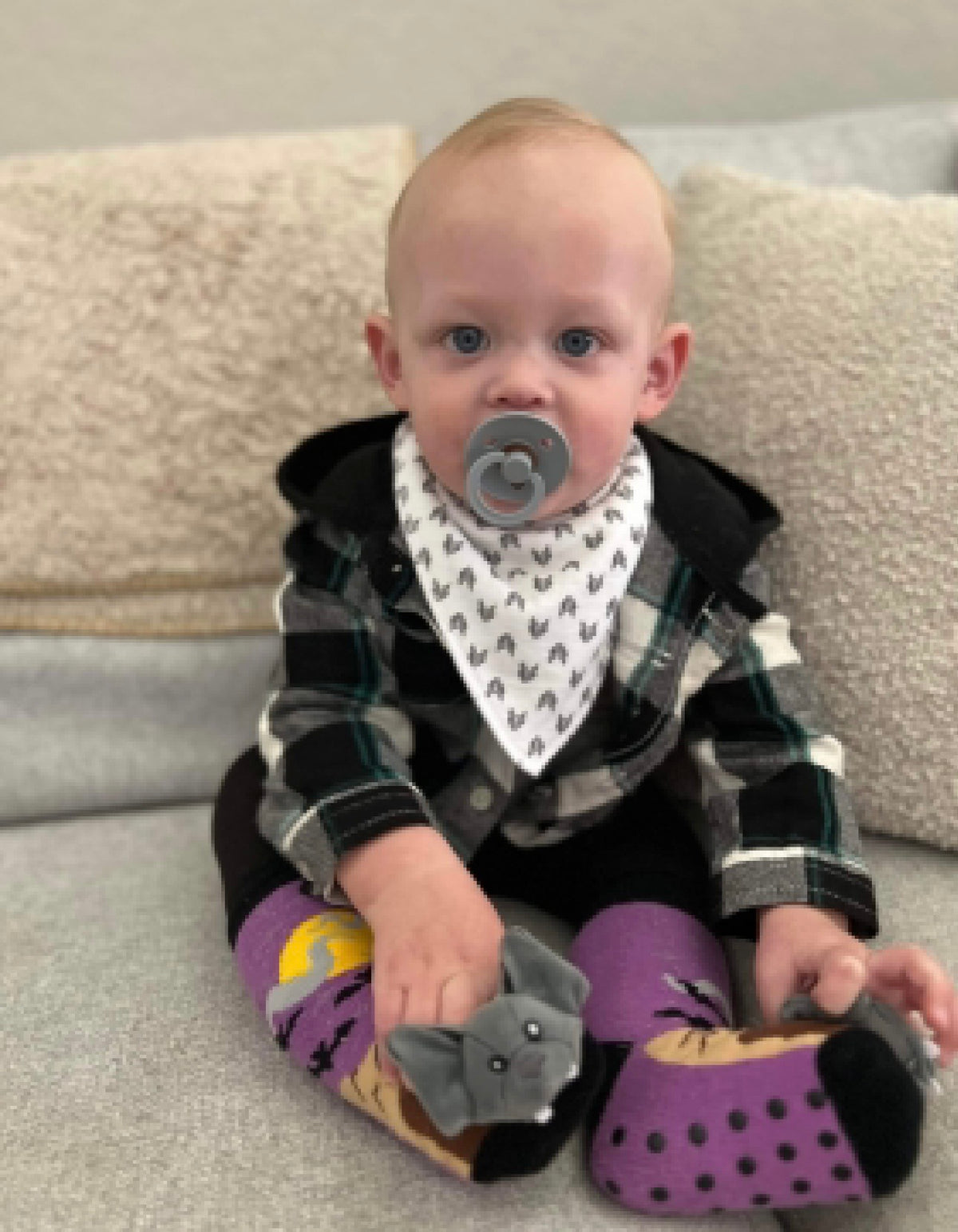 BLACK BAT & FULL MOON Unisex Toddler Gripper Bottom Socks MESSY MOOSE Brand - Novelty Socks And Slippers