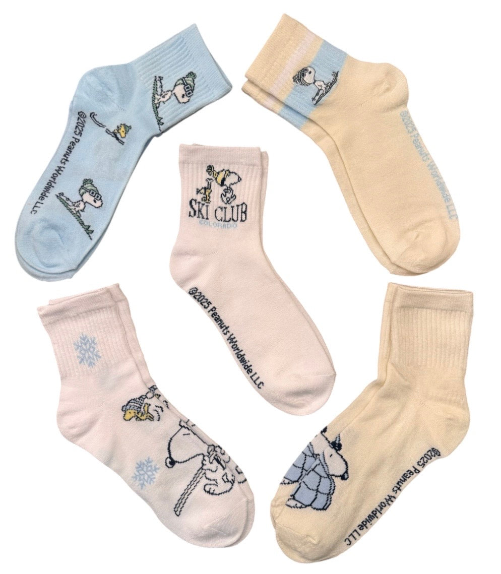 PEANUTS Ladies 5 Pair Of Crew Socks Snoopy & Woodstock Skiing ‘Ski Club’