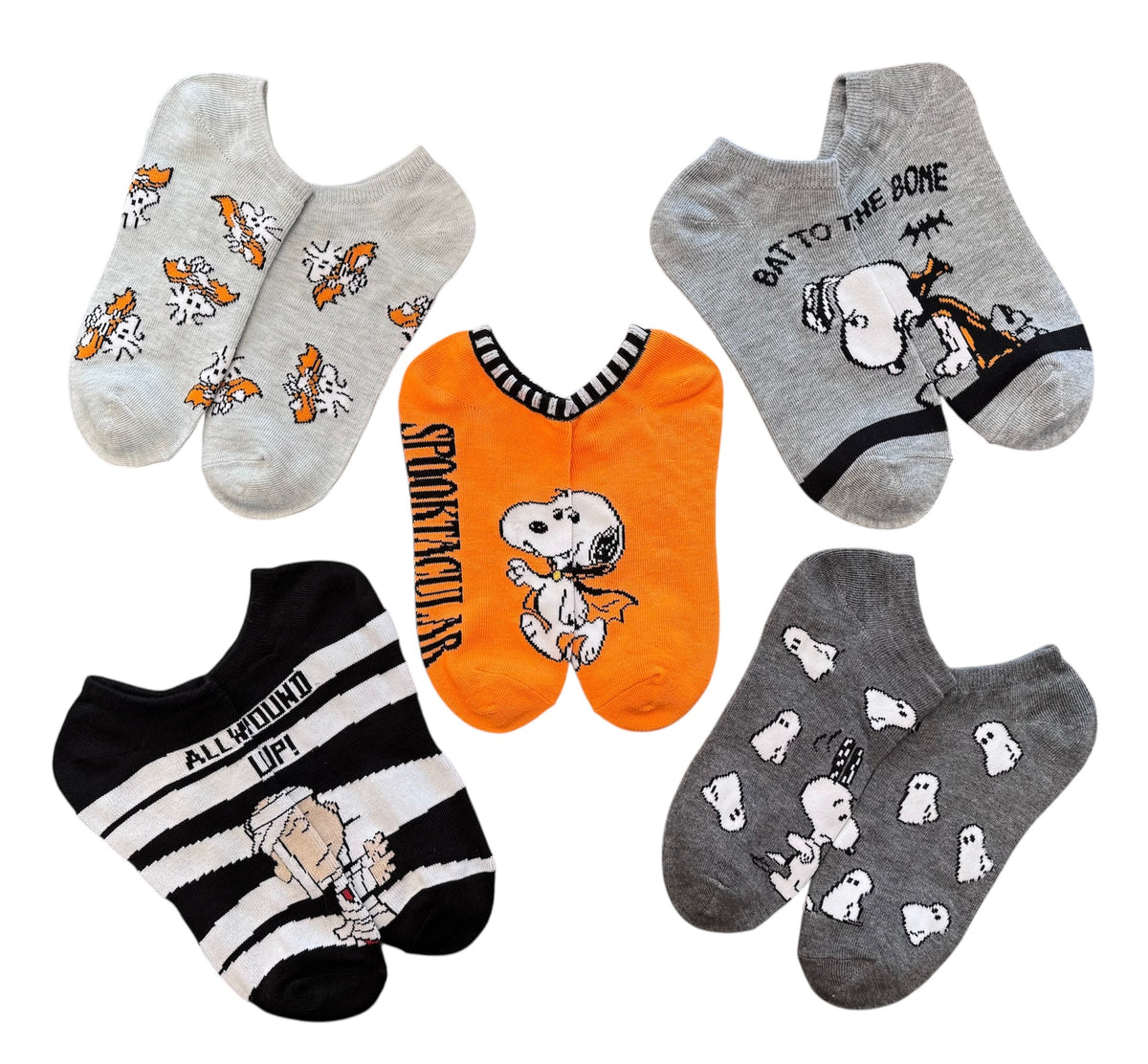 PEANUTS LADIES 5 PAIR OF SNOOPY HALLOWEEN NO SHOW SOCKS ‘SPOOKTACULAR’ - Novelty Socks And Slippers