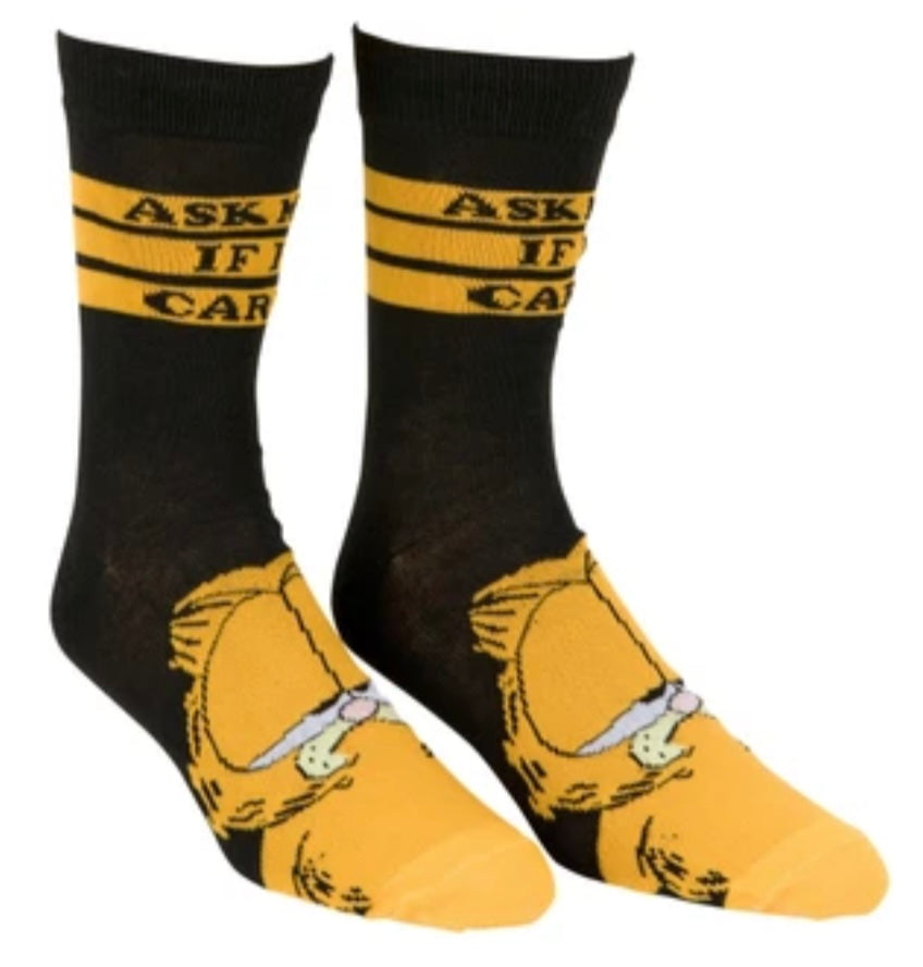 GARFIELD & ODIE Men’s 2 Pair Of Socks ‘ASK ME IF I CARE’ - Novelty Socks And Slippers