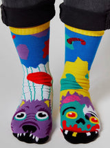 PALS SOCKS Brand Unisex KIDS ZOMBIE & WEREWOLF MISMATCHED GRIPPER SOCKS - Novelty Socks And Slippers
