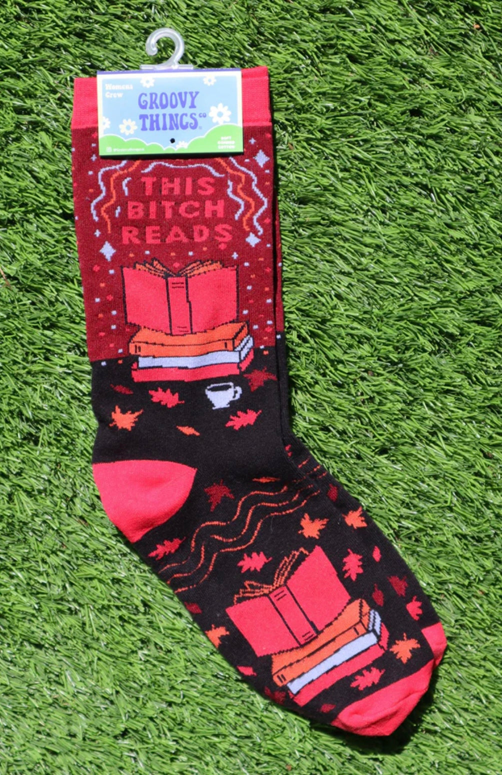 GROOVY THINGS Brand Ladies THIS BITCH READS Socks - Novelty Socks And Slippers