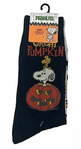 PEANUTS Men’s HALLOWEEN 2 Pair Of Socks ‘GREAT PUMPKIN’ - Novelty Socks And Slippers