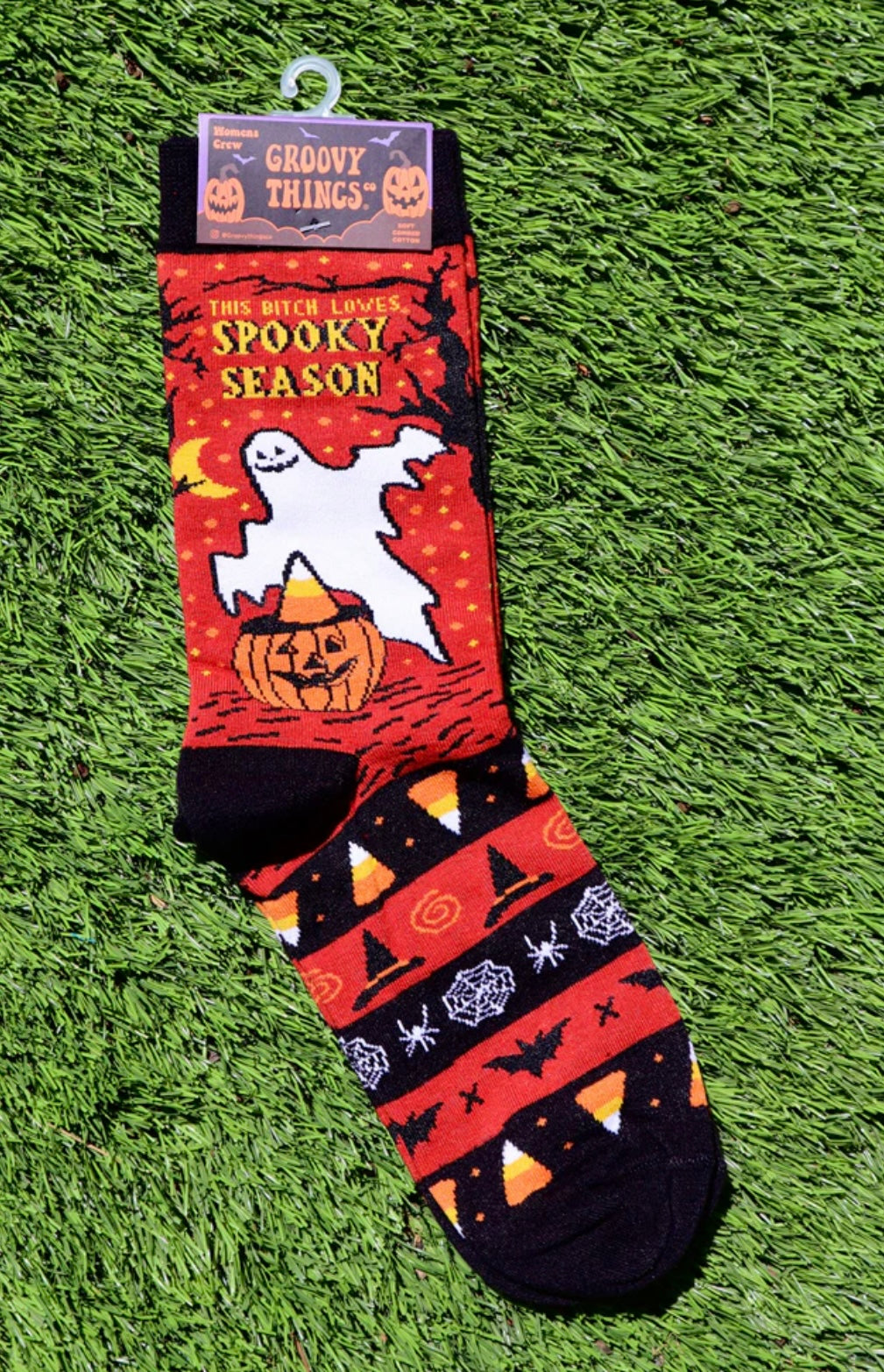 GROOVY THINGS Brand Ladies THIS BITCH LOVES SPOOKY SEASON Halloween Socks - Novelty Socks And Slippers