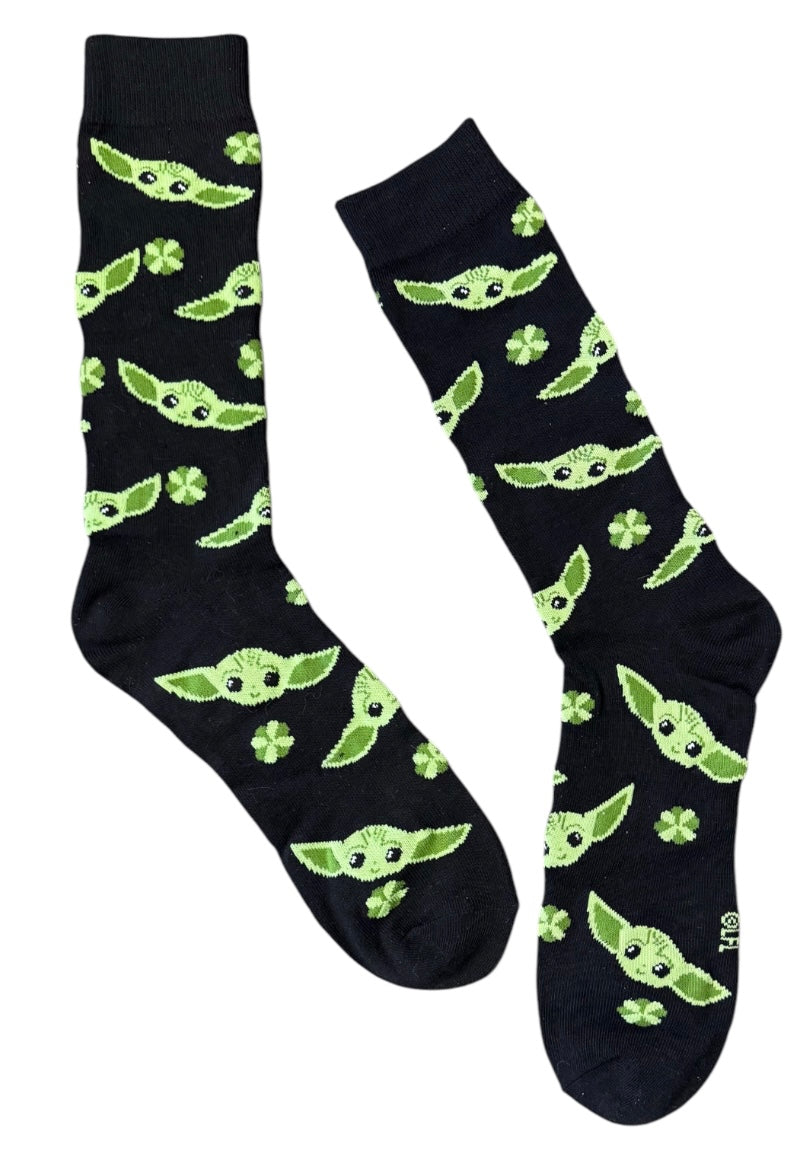 STAR WARS THE MANDALORIAN Men’s BABY YODA ST. PATRICKS DAY Socks - Novelty Socks And Slippers