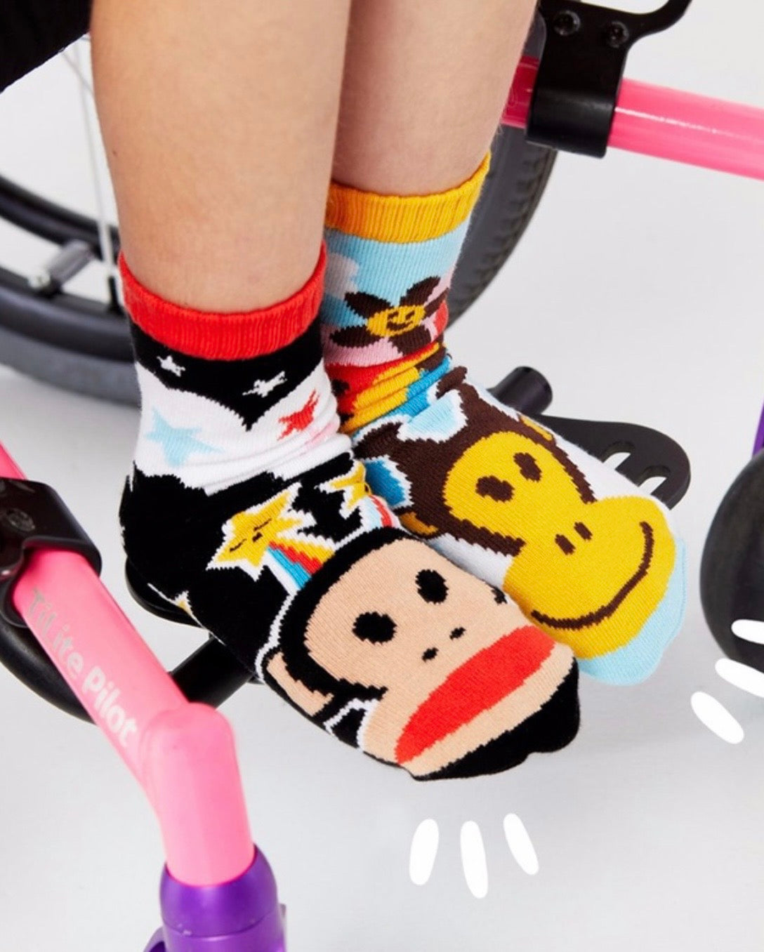 JULIUS The Monkey & CLANCY The Giraffe UNISEX MISMATCHED GRIPPER BOTTOM SOCKS PALS SOCKS Brand By PAUL FRANK (Choose Size) - Novelty Socks And Slippers