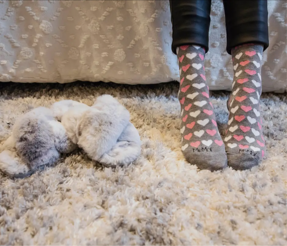 MeMoi Brand Ladies BEST MOM EVER Socks HEARTS ALL OVER - Novelty Socks And Slippers