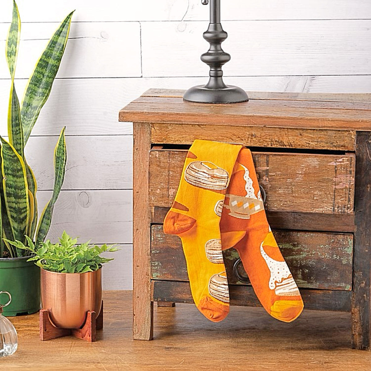 PRIMITIVES BY KATHY Unisex BISCUITS & GRAVY Socks - Novelty Socks And Slippers