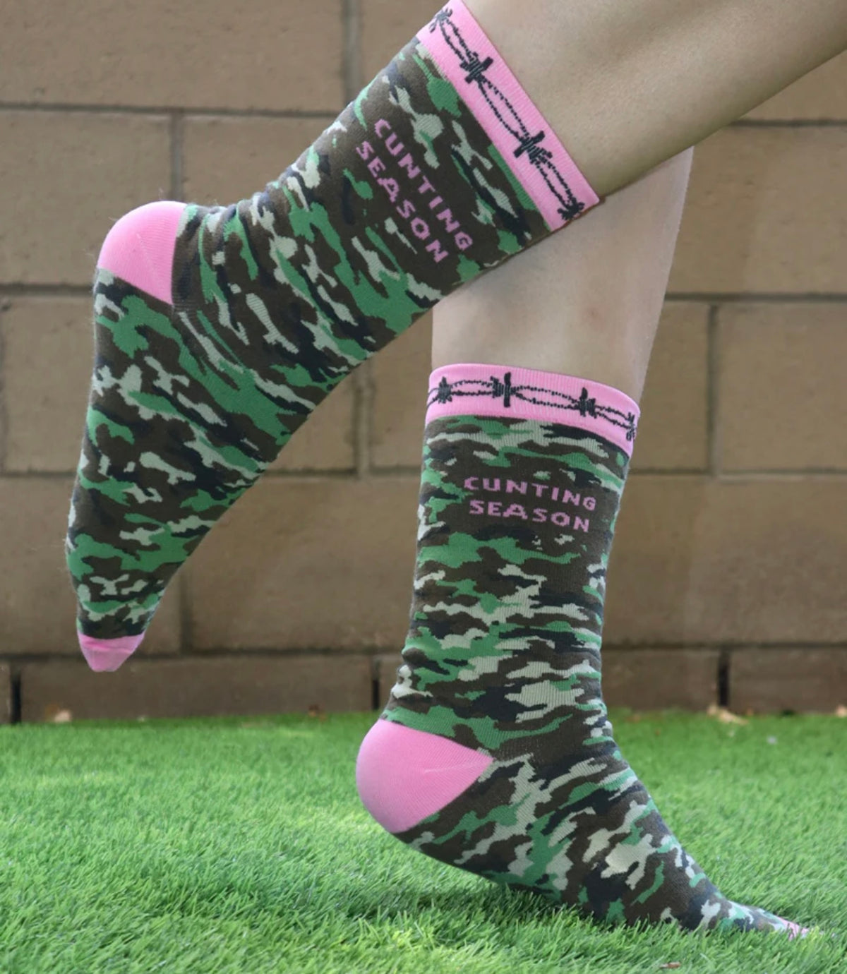 GROOVY THINGS Brand Ladies CUNTING SEASON Camo Socks - Novelty Socks And Slippers