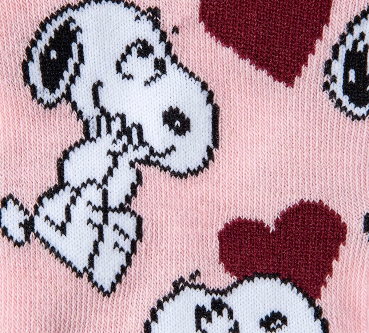 PEANUTS Ladies 5 Pair Of VALENTINES DAY No Show Socks Charlie Brown & Snoopy - Novelty Socks And Slippers