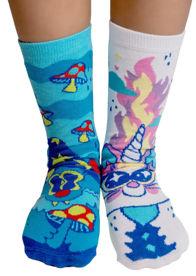 PALS SOCKS Brand Unisex Toddler & Kids CAT Mismatched Gripper Bottom Socks ABRA & CATABRA (CHOOSE SIZE) - Novelty Socks And Slippers