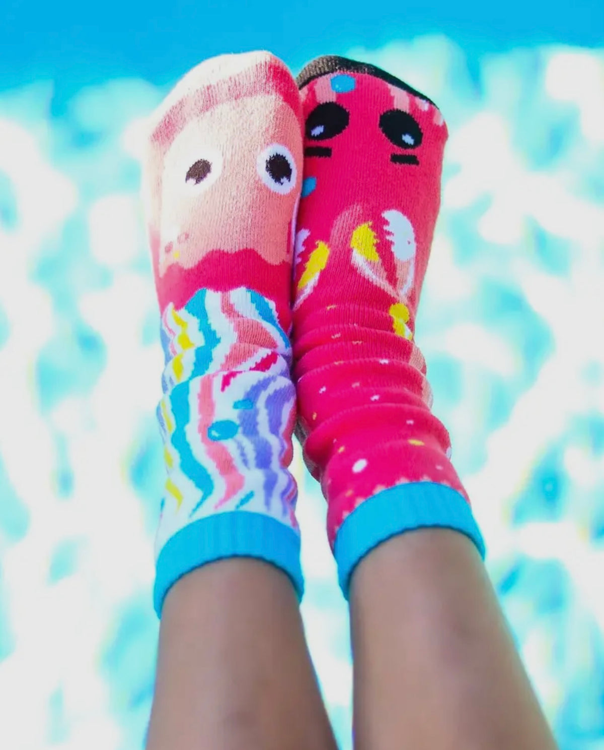 PALS SOCKS Brand Unisex Kids CRAB & JELLYFISH Mismatched Gripper Bottom Socks (CHOOSE SIZE) - Novelty Socks And Slippers
