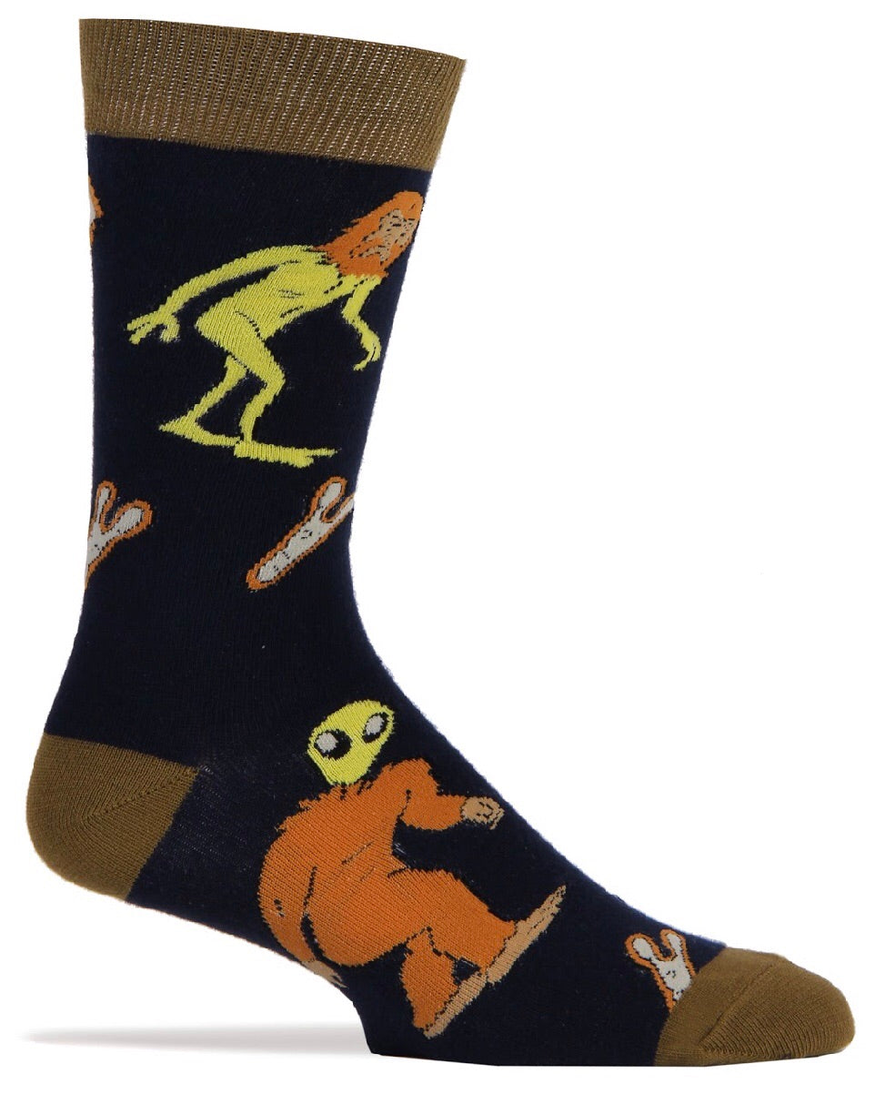 OOOH GEEZ Brand Men’s ALIENS ARE AFOOT Socks - Novelty Socks for Less