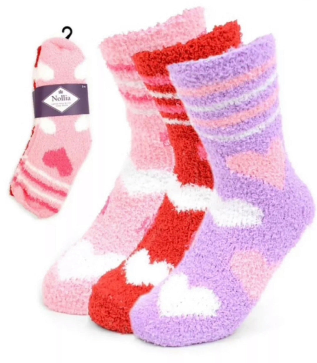 NOLLIA BRAND Ladies 3 Pair Of VALENTINES DAY Fuzzy Socks HEARTS ALL OVER - Novelty Socks And Slippers