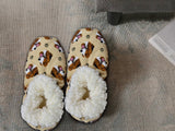 COMFIES BRAND Ladies BASSET HOUND NON-SKID SLIPPERS - Novelty Socks And Slippers