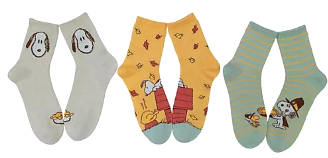 PEANUTS Ladies THANKSGIVING 3 Pair Of Socks PILGRIM SNOOPY & WOODSTOCK With TURKEY - Novelty Socks And Slippers