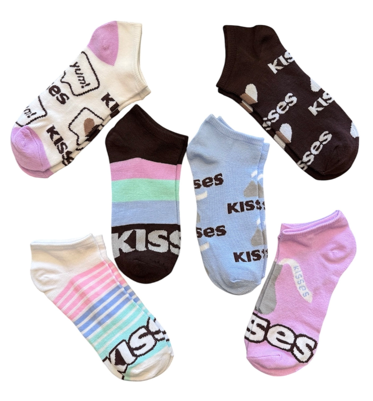 HERSHEY KISSES Chocolate Candy Ladies 6 Pair Of Low Show Socks